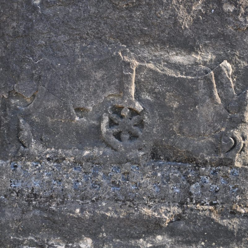 stone town zanzibar shirazi graveyard old persian (18)